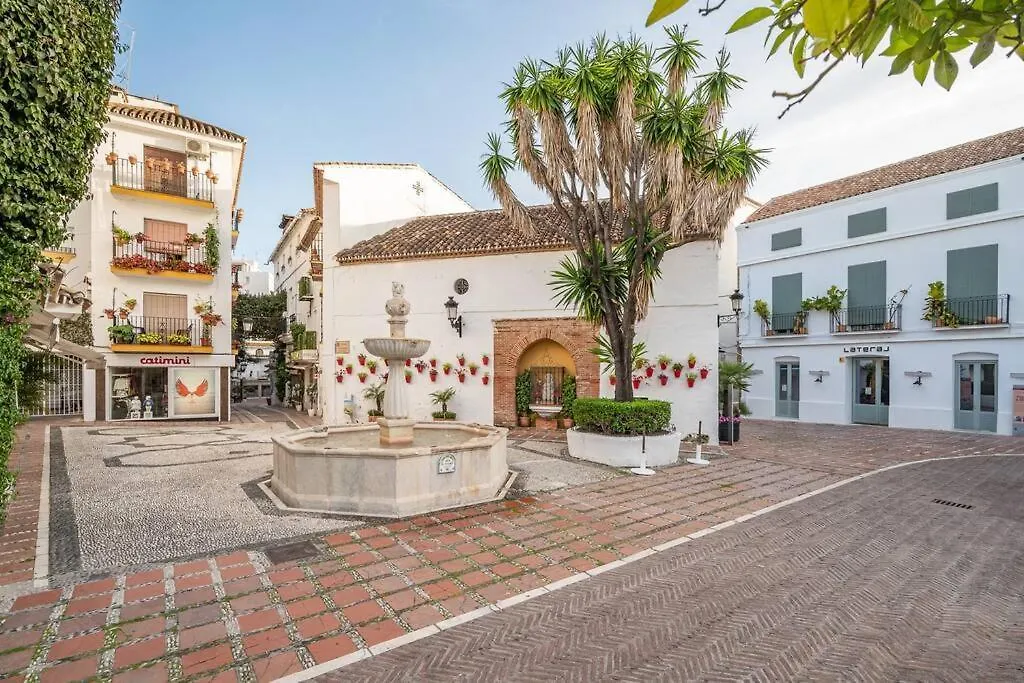Oceanfront Retreat: Your Serene Oasis By The Sea! ماربيا