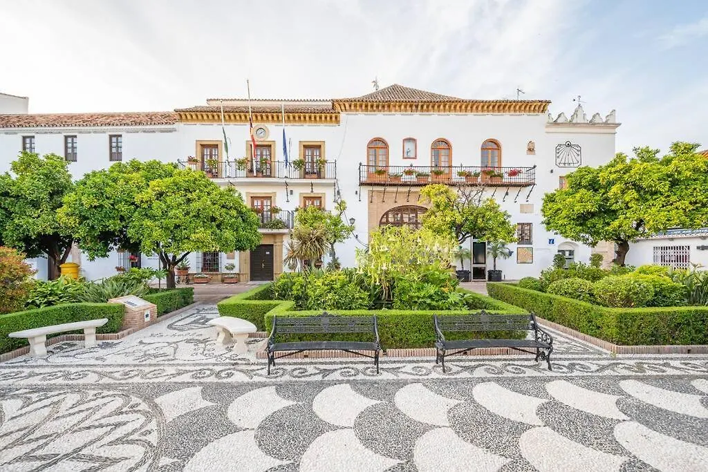 Oceanfront Retreat: Your Serene Oasis By The Sea! ماربيا